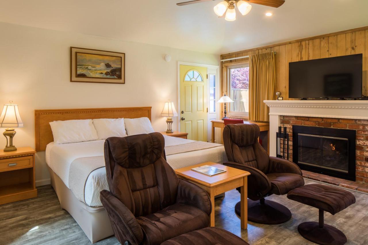 Andril Fireplace 3*