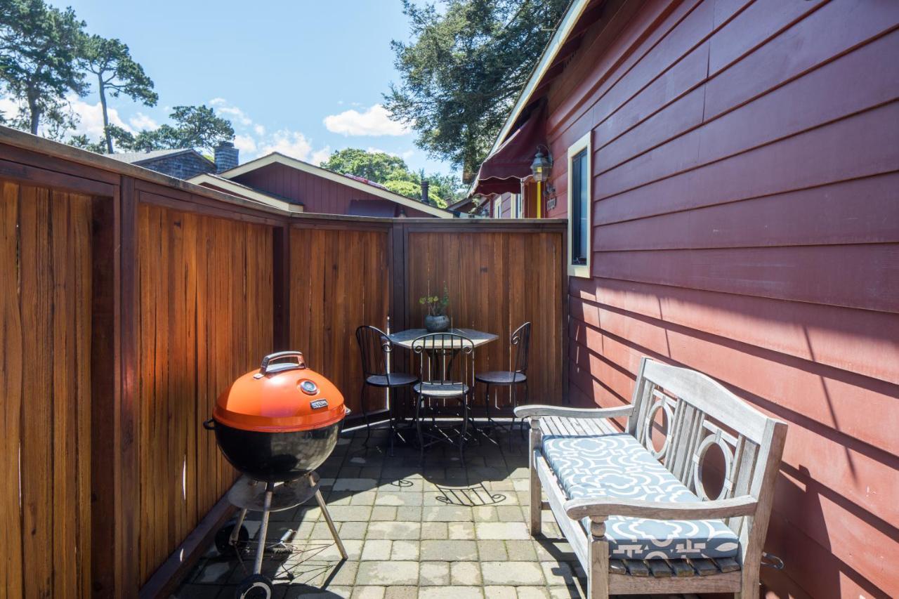 Andril Fireplace Hotel