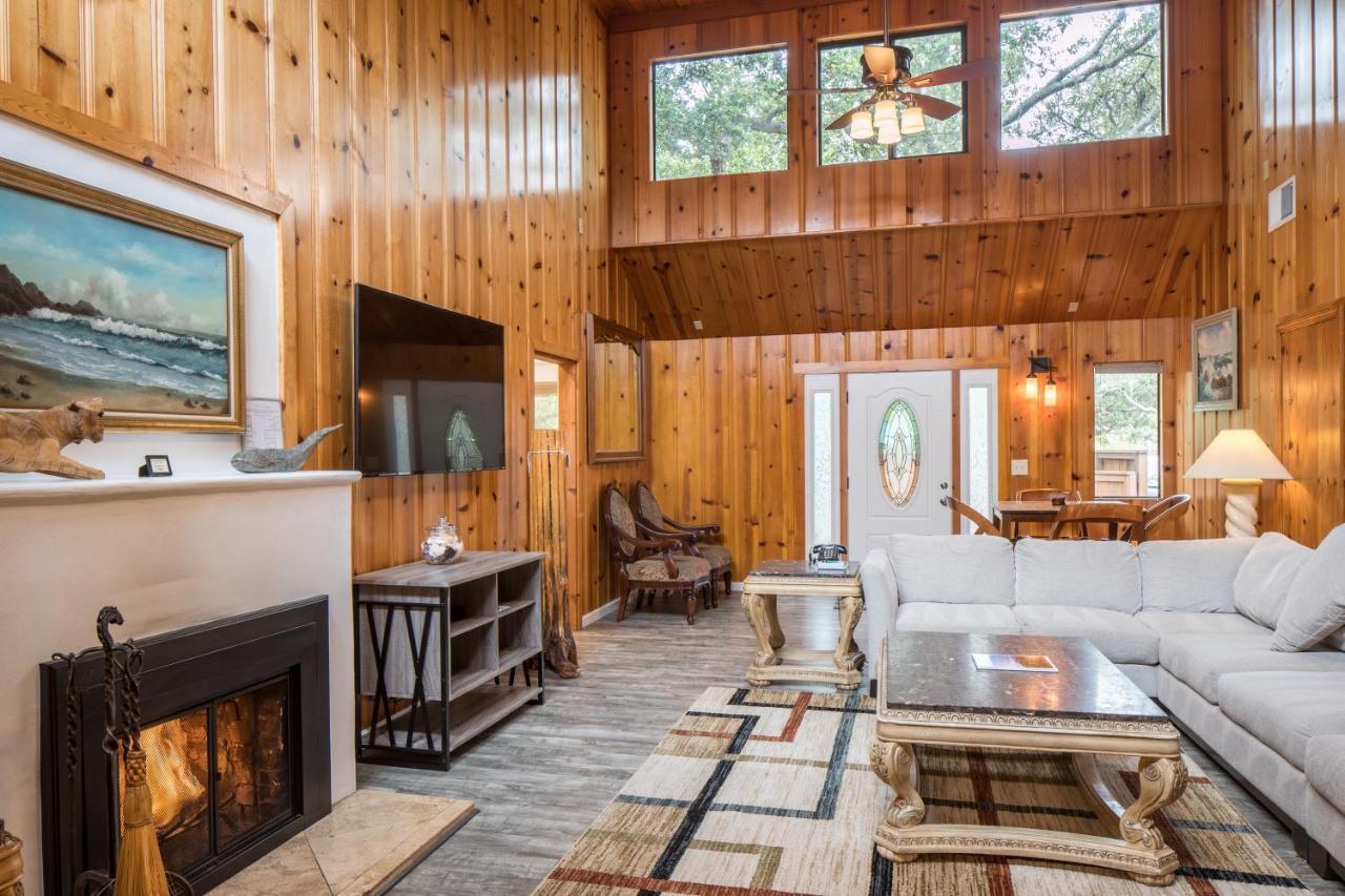 Andril Fireplace 3*