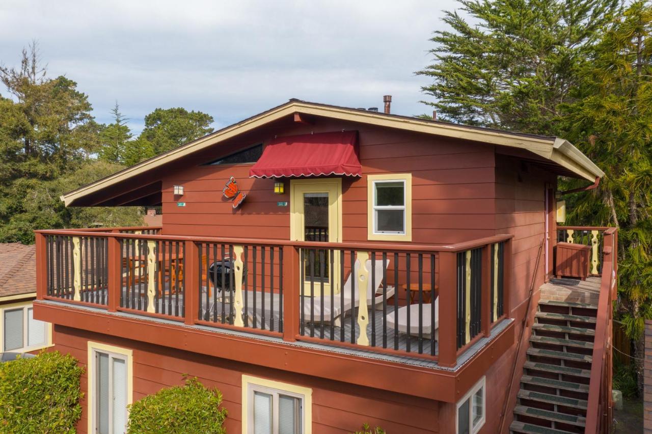 Hotel Andril Fireplace Pacific Grove