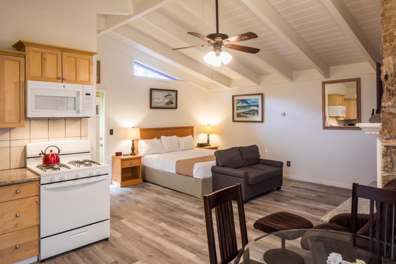 Andril Fireplace Hotel Pacific Grove
